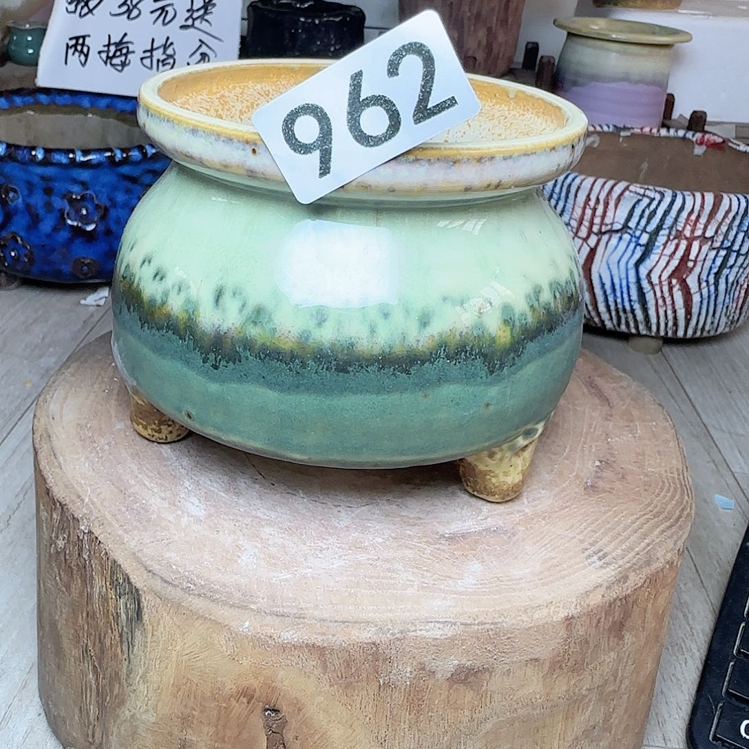 满38送两个拇指花盆