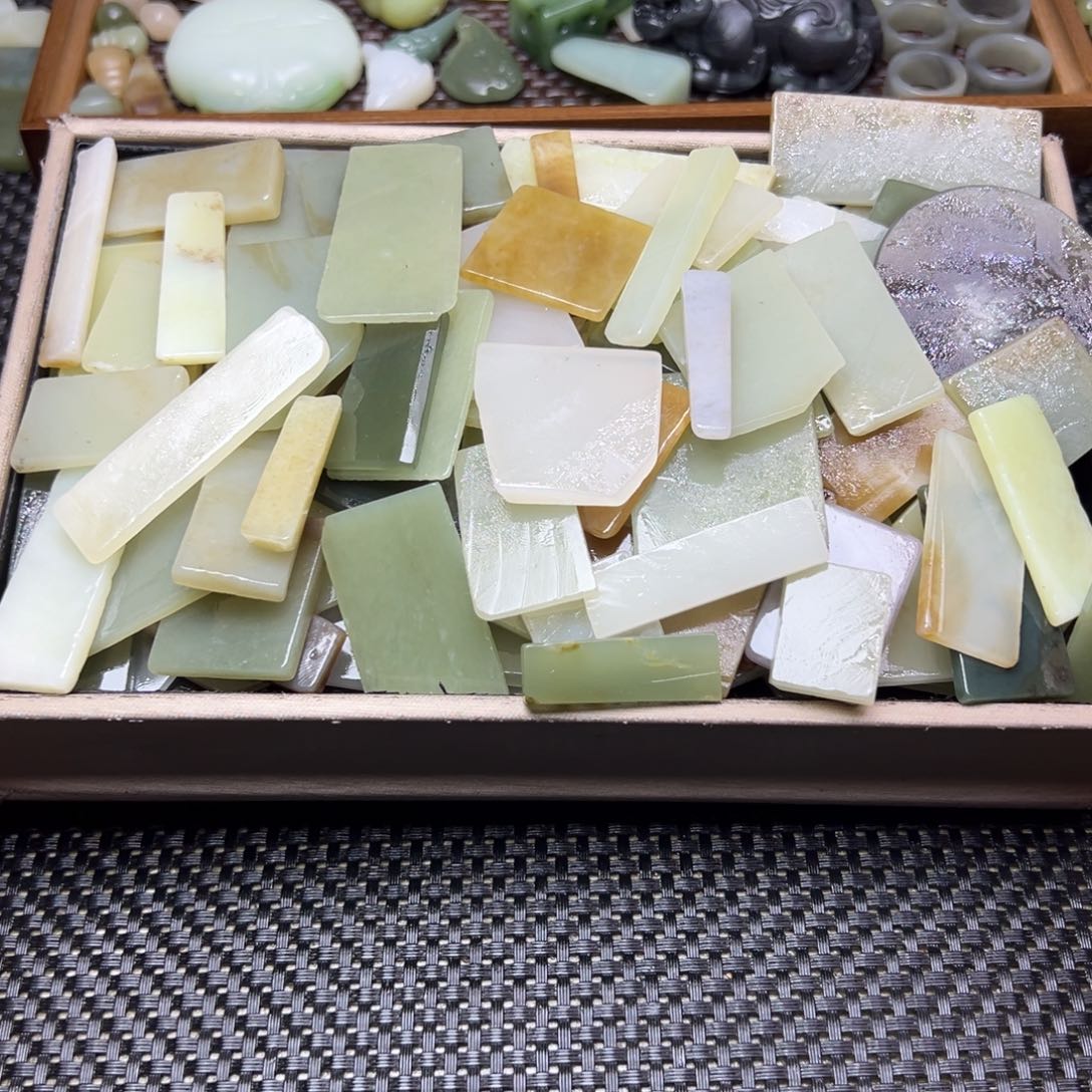 和田玉（糖玉）未镶嵌珠宝半成品