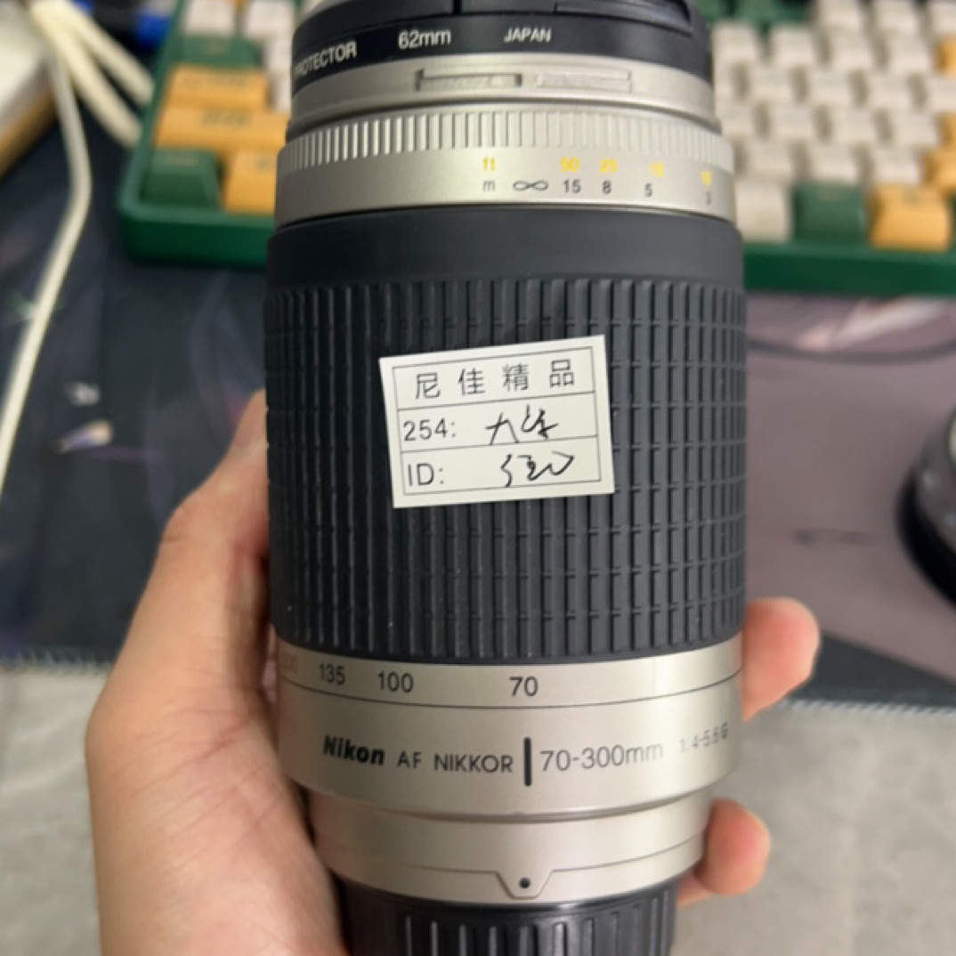 9新 尼康 卡口 二手单反相机/镜头（无配件）