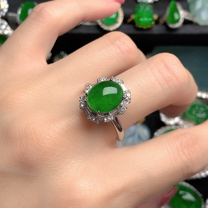 翡翠未镶嵌戒指戒指