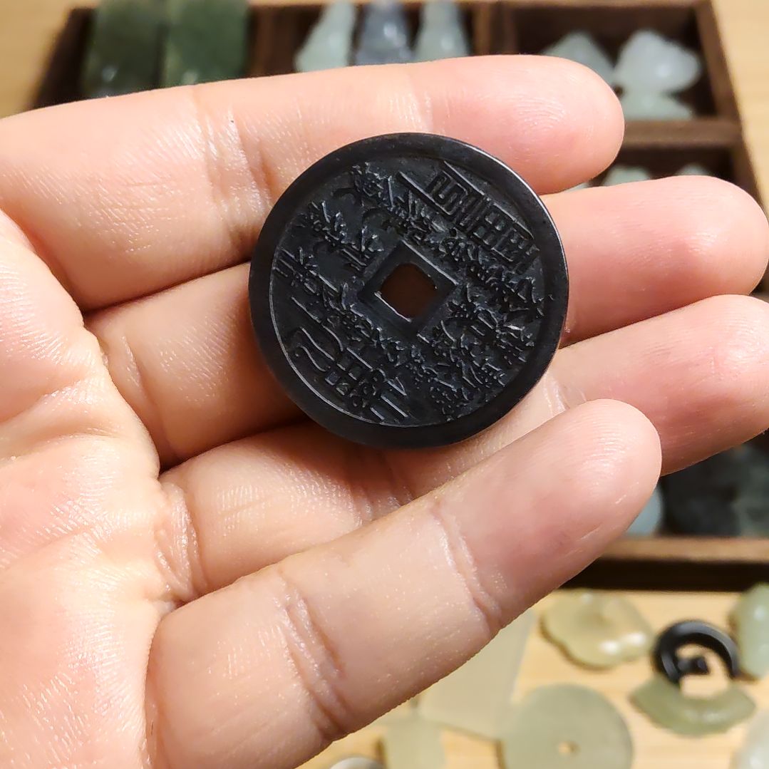 蛇纹石玉合金颈饰秋**凉岫玉山鬼吊坠