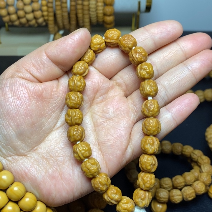 猴头核桃手串猴头