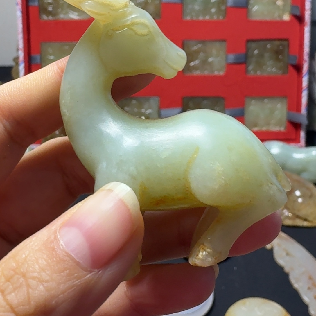 一***尘陶精美礼品赠送精美摆件