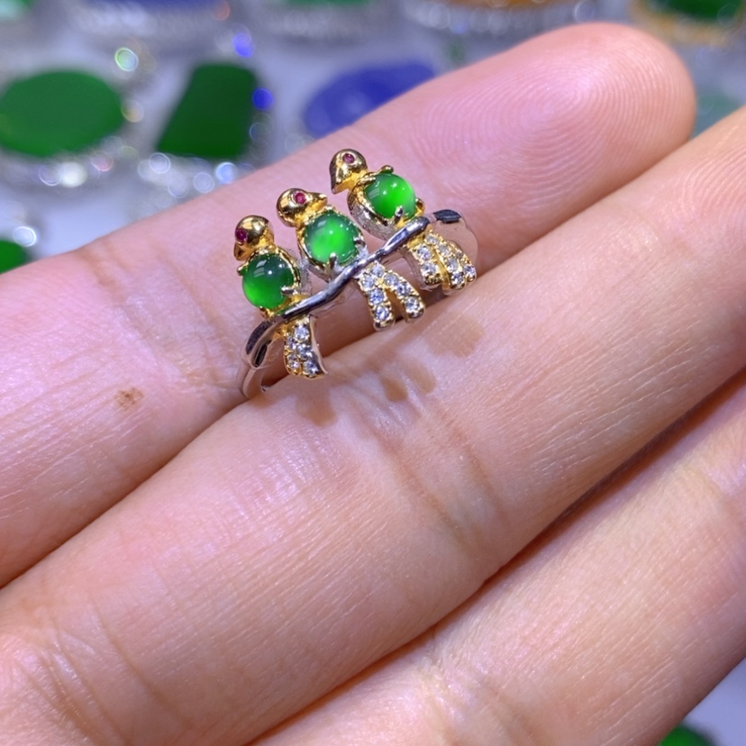 【闪购商品】翡翠挂件银S925镶嵌天然翡翠