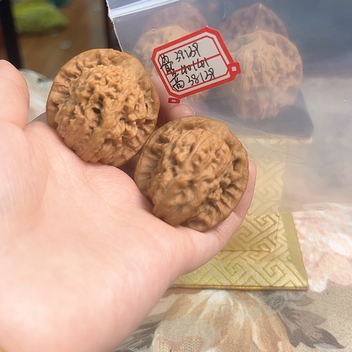 文玩核桃把件非嫁接马老四