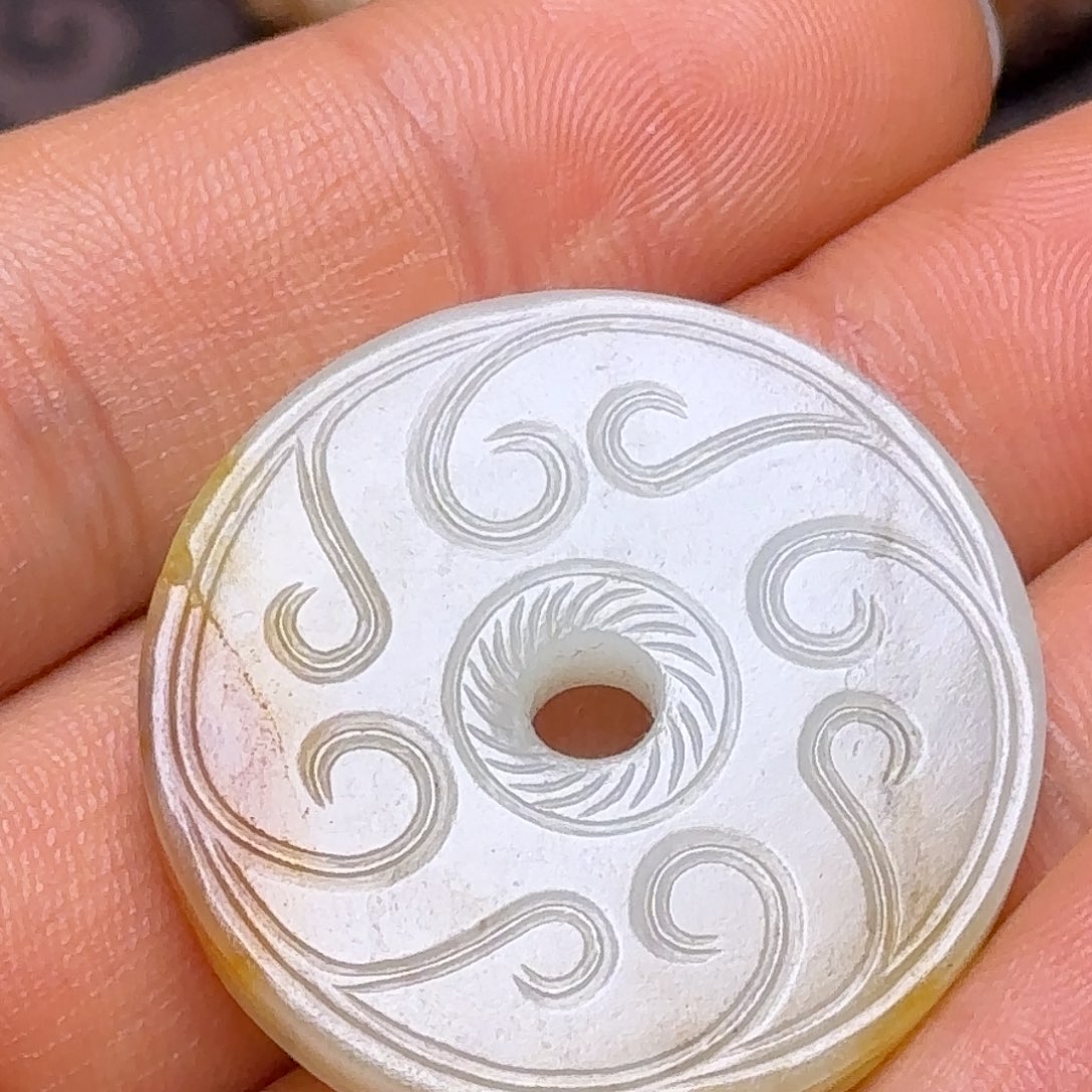 景***和田玉（糖玉）未镶嵌挂件