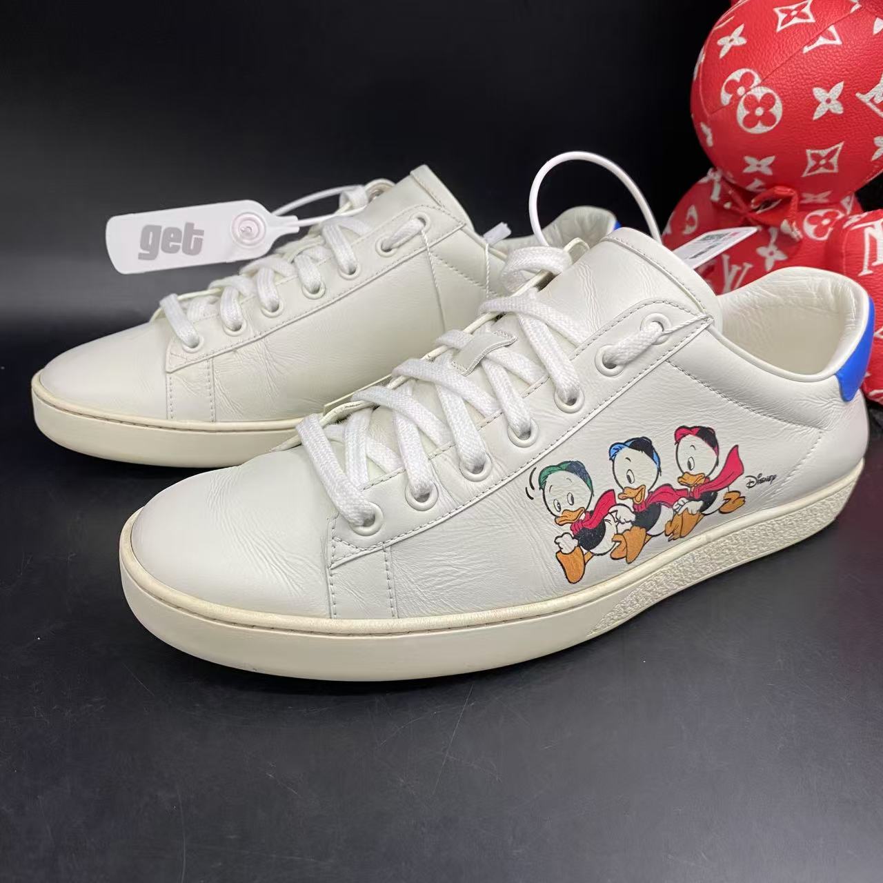 95新 GUCCI/古驰 三只小鸭唐老鸭白色板鞋39.5欧码ddm1997