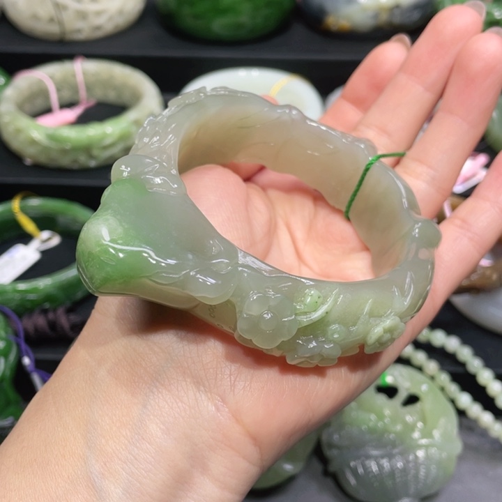 和田玉手镯58+圈口 编号36未镶嵌