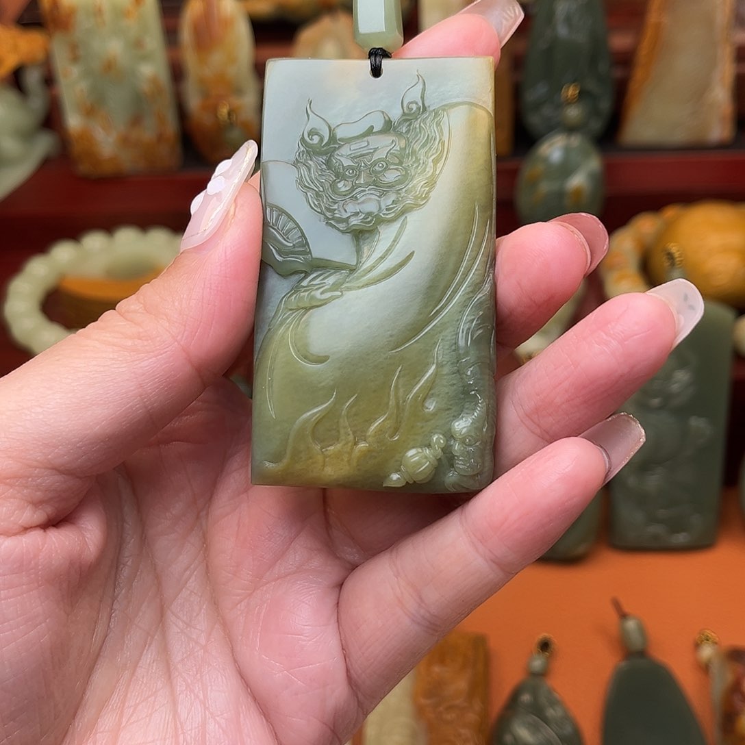 岫岩河磨玉（透闪石质玉）颈饰未镶嵌感***你