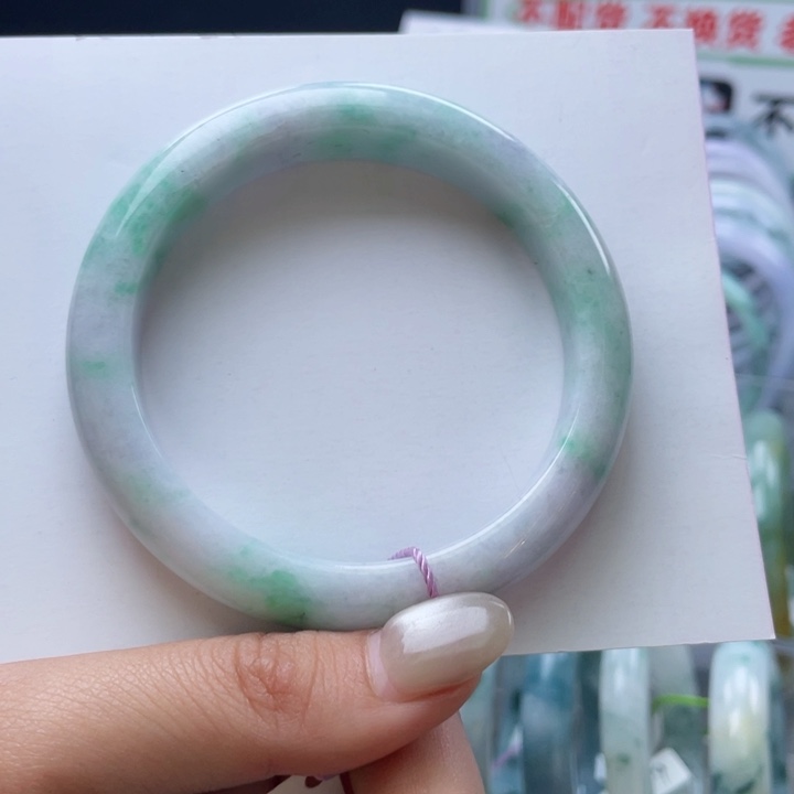 翡翠未镶嵌手镯57