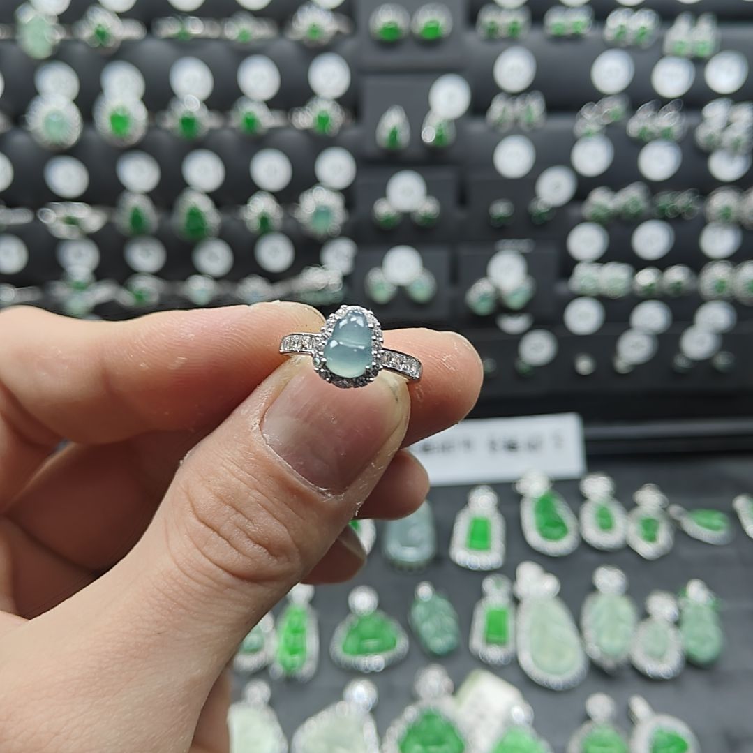 ·***·翡翠银S925镶嵌戒指戒指