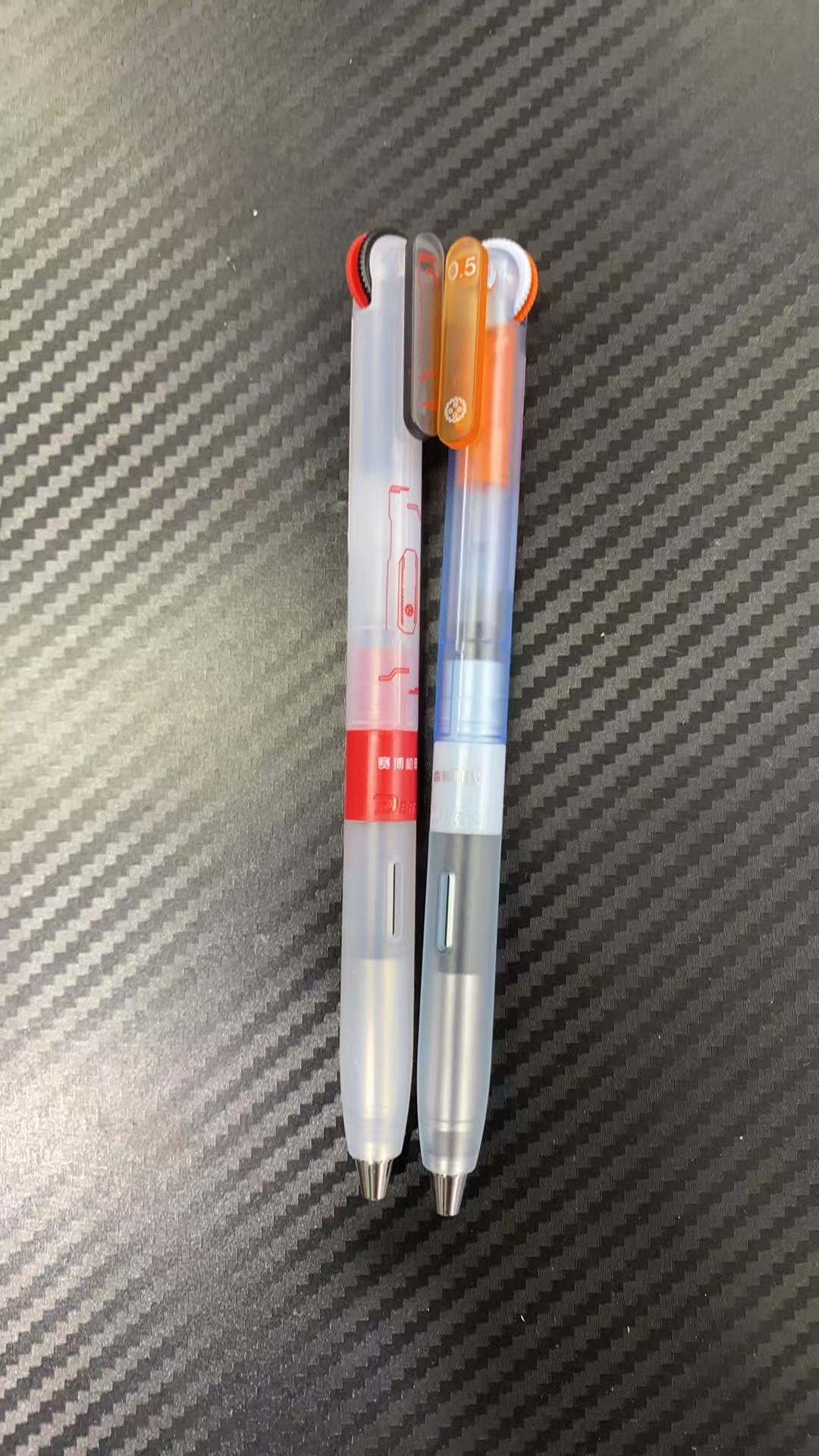 发齿轮时代蓝橙杆➕白红杆，到手2支黑墨。掉封蜡不售后。