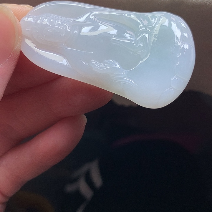 翡翠颈饰未镶嵌吊坠