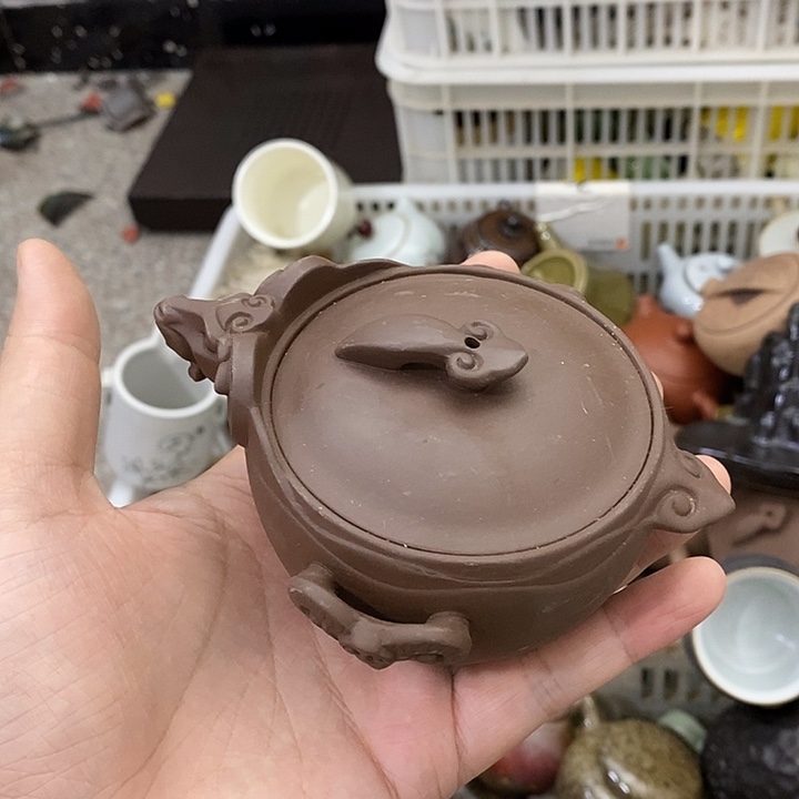 陶瓷艺术品及陶瓷壶