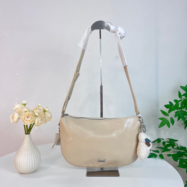 GUSHACHI韩版休闲慵懒风轻便大容量斜挎包通勤百搭时尚质感女包