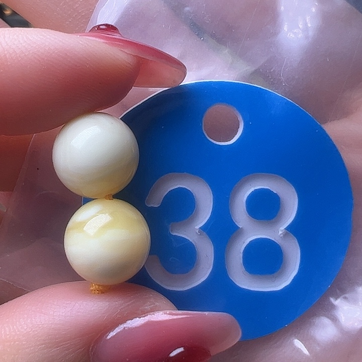 蜜蜡裸石未镶嵌10mm 白蜡 圆珠