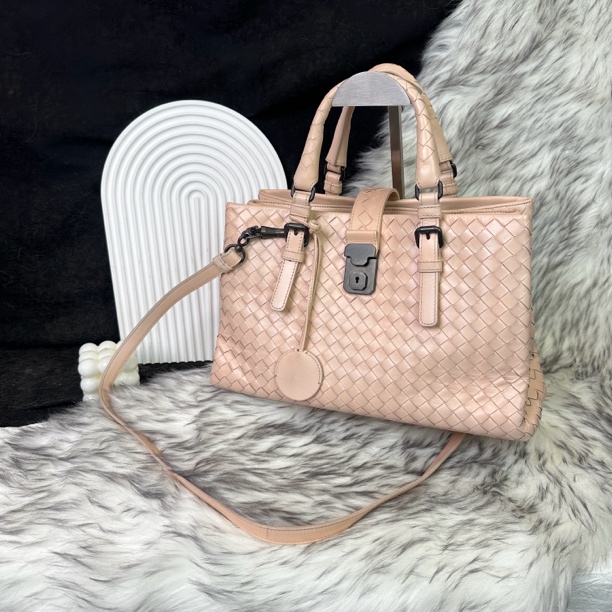 95新 BOTTEGA VENETA/葆蝶家 裸色小号罗马编织手提斜挎包