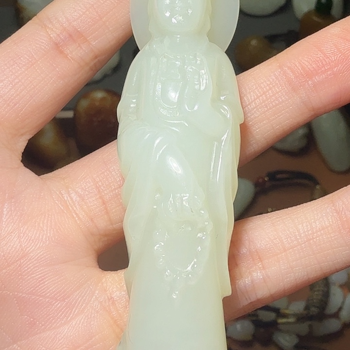 G***生和田玉未镶嵌颈饰