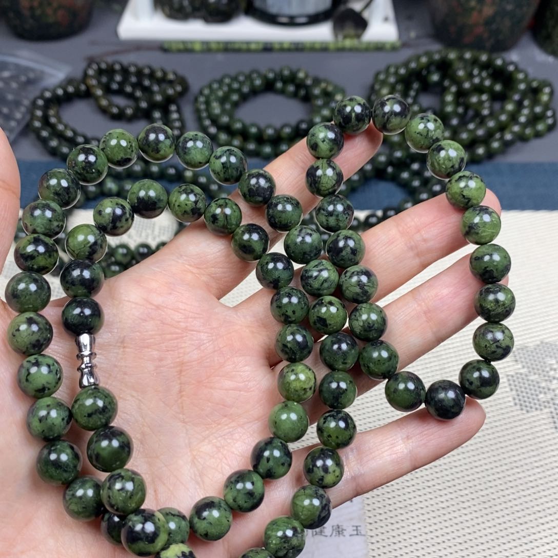 蛇纹石玉未镶嵌项链忆****旧10mm高冰药王石