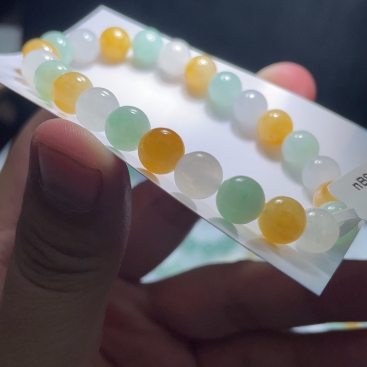 定制翡翠未镶嵌翡翠卡8左右