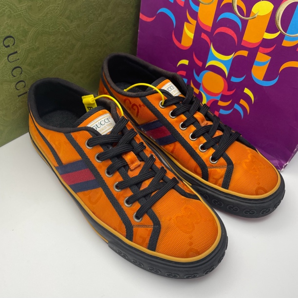 95新 GUCCI/古驰  /41.5欧码/二手男士 1977橙色老花时尚休闲板鞋
