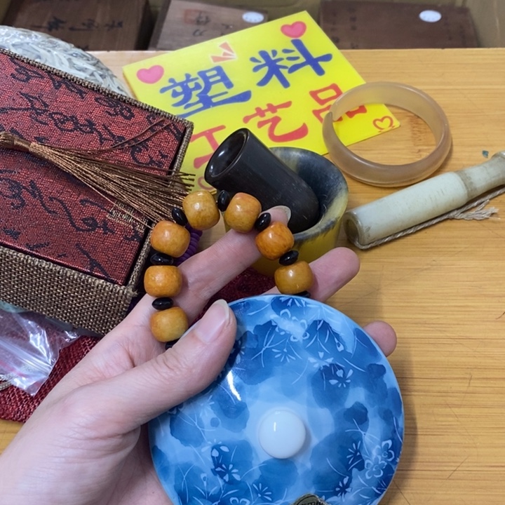 摆件中古工艺品一件