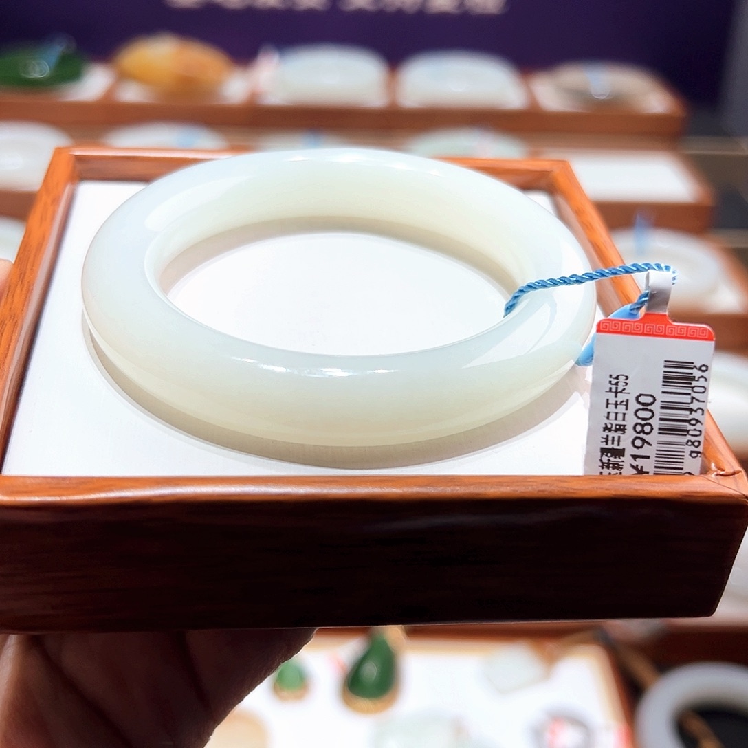 和田玉手镯未镶嵌55+