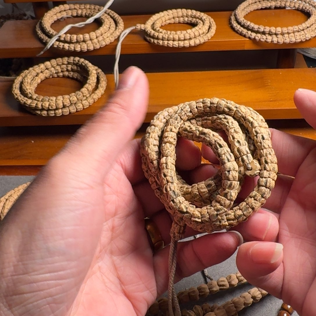 柏香籽/百香籽手串W*M8