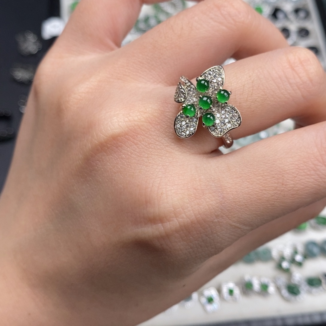 未镶嵌挂件翡翠翡翠