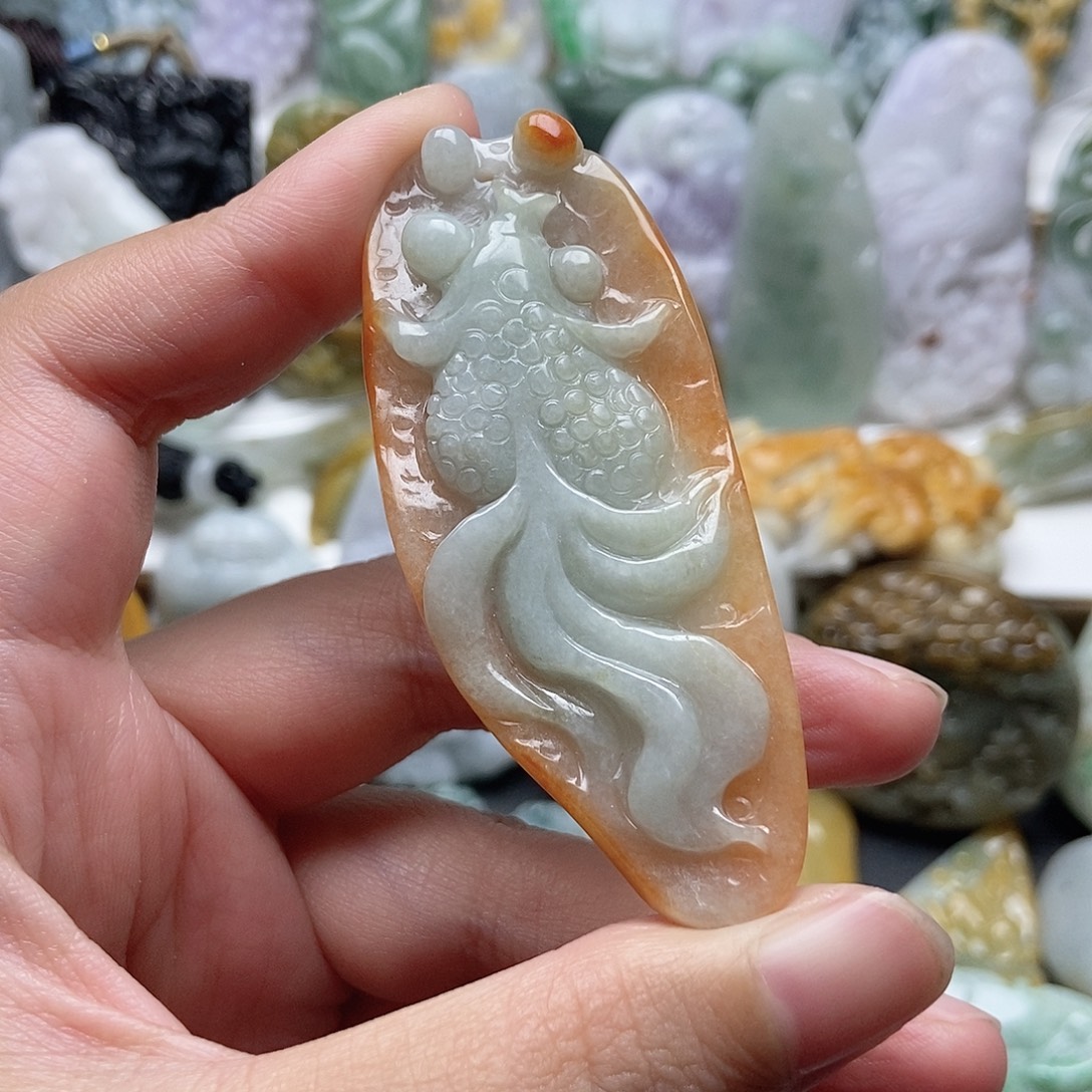 翡翠未镶嵌颈饰翡翠