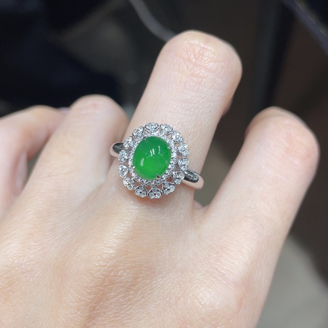 翡翠颈饰18K金镶嵌天然缅甸翡翠a货