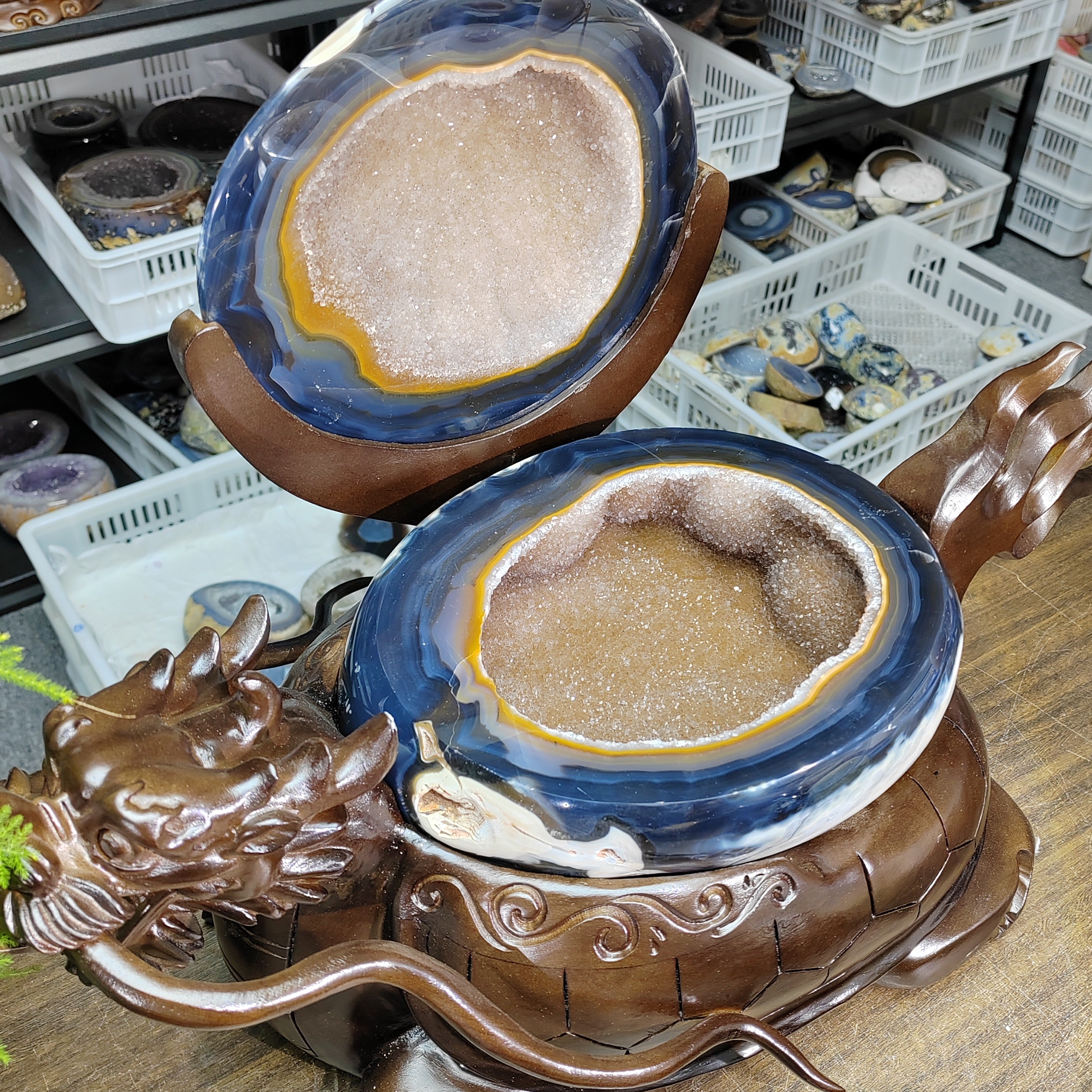 天然巴西玛瑙水晶聚宝盆家居装饰摆件乔迁送礼