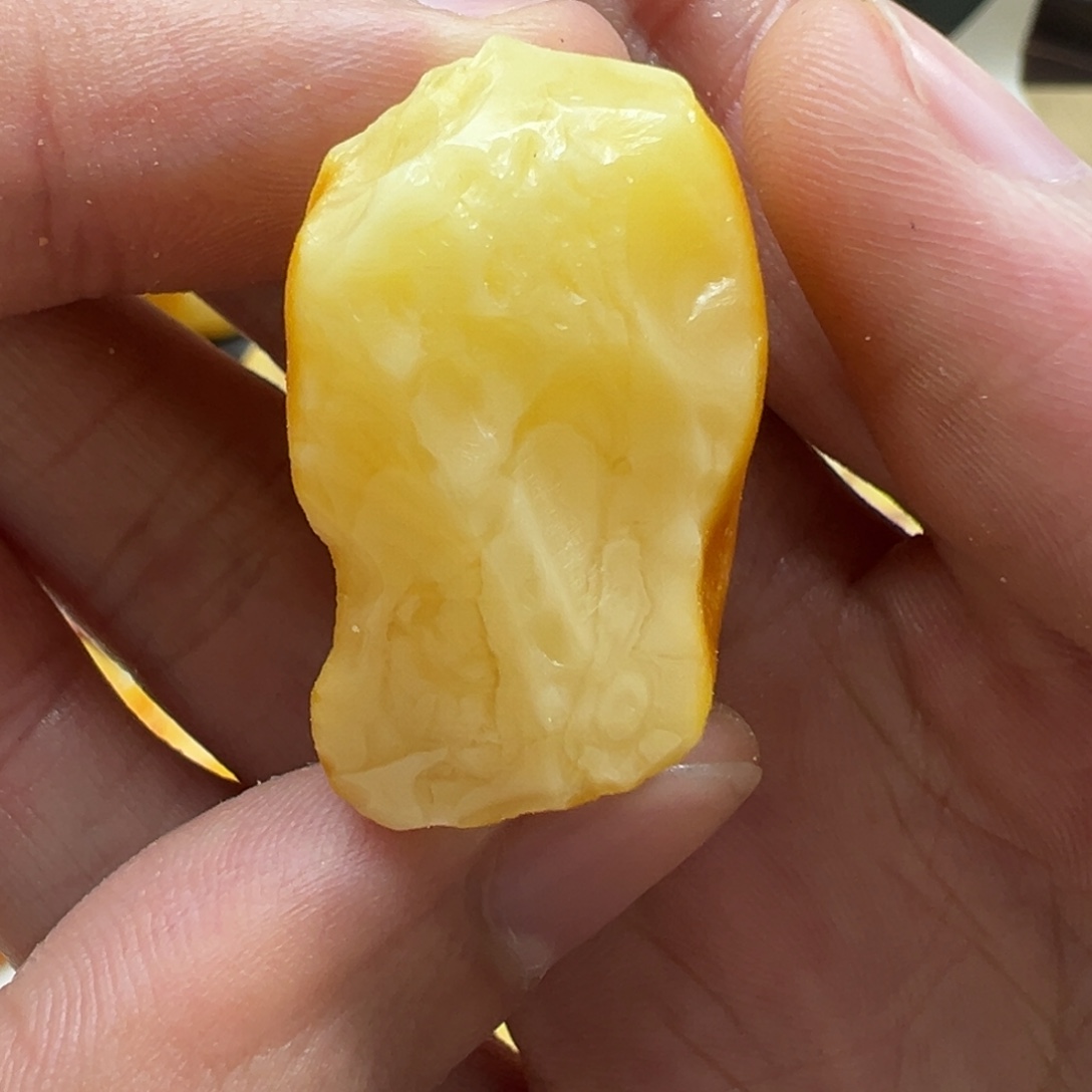 小***孟定制琥珀蜜蜡定制