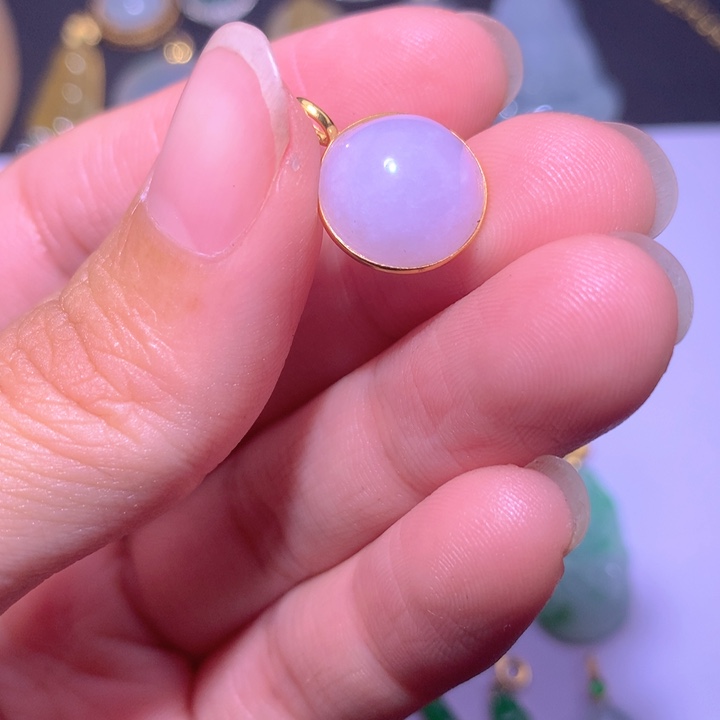 颈饰18K金镶嵌翡翠翡翠