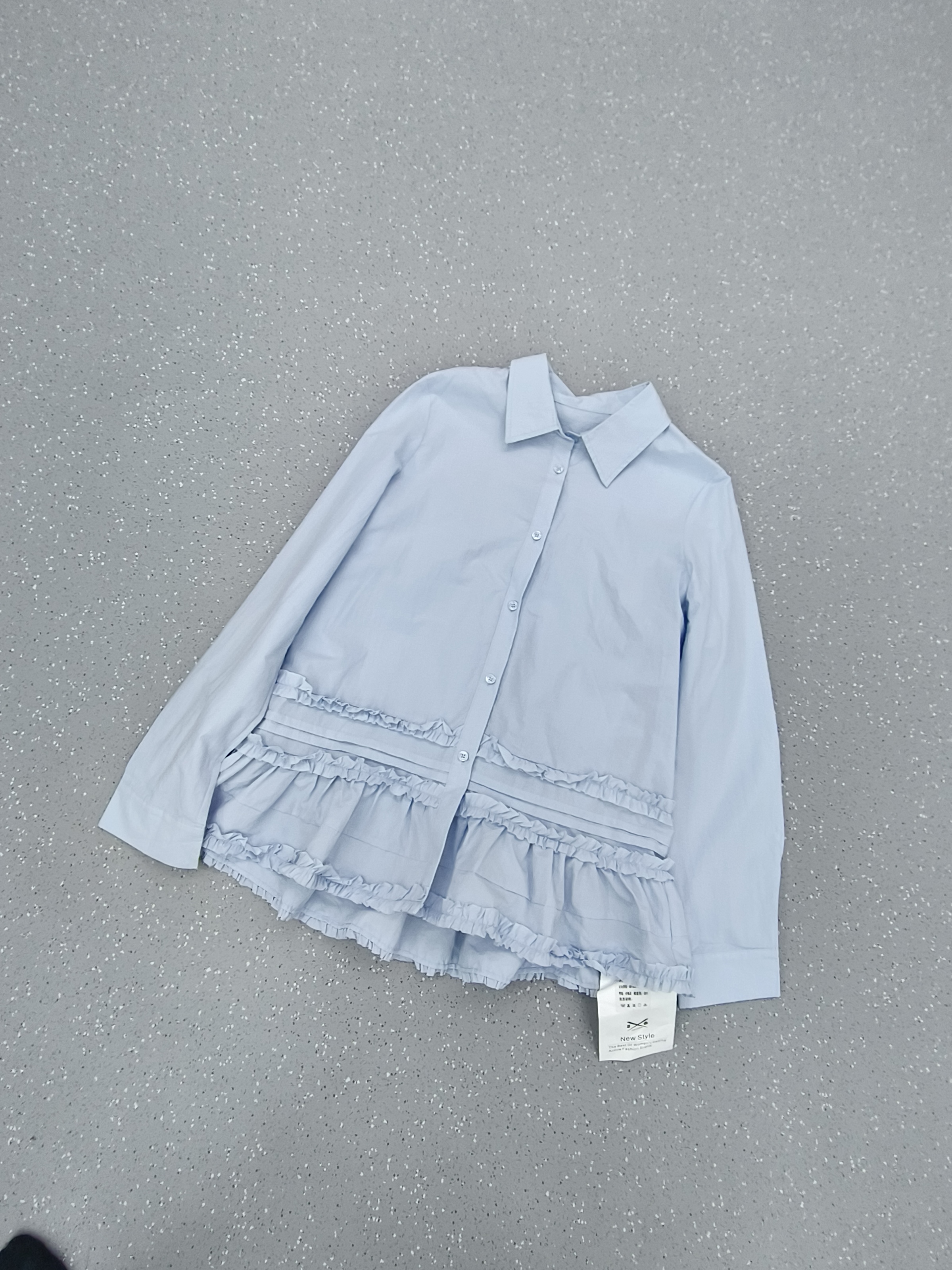 春款薄料长袖小衫