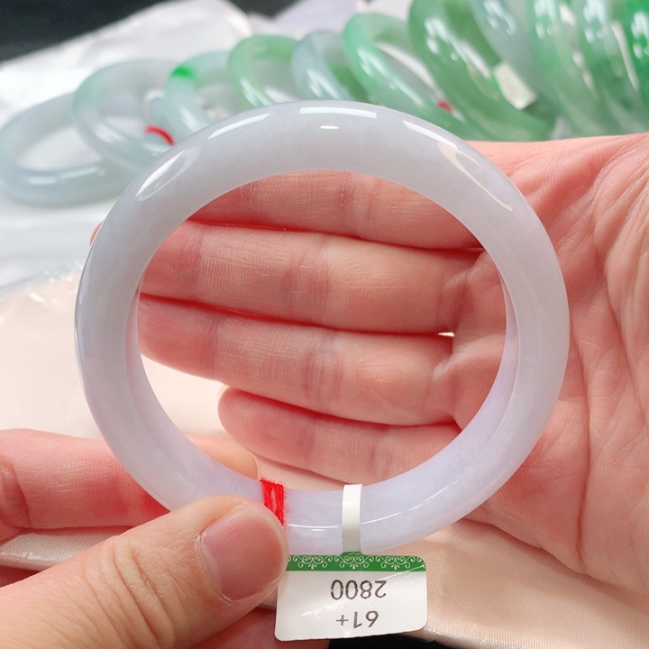 翡翠手镯未镶嵌缅甸A货翡翠手镯