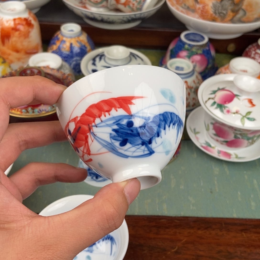 陶瓷的设计师是一个