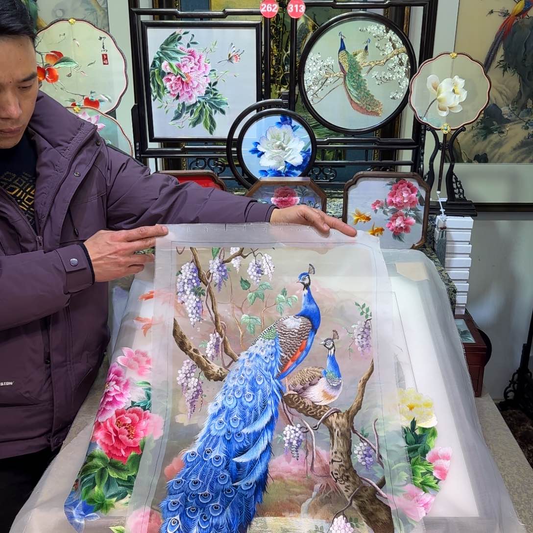 刺绣刺绣工艺精湛