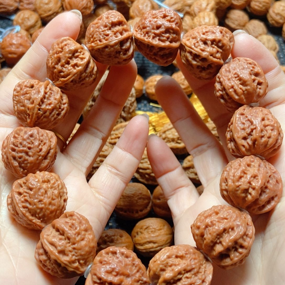 文玩核桃手串蛤蟆背