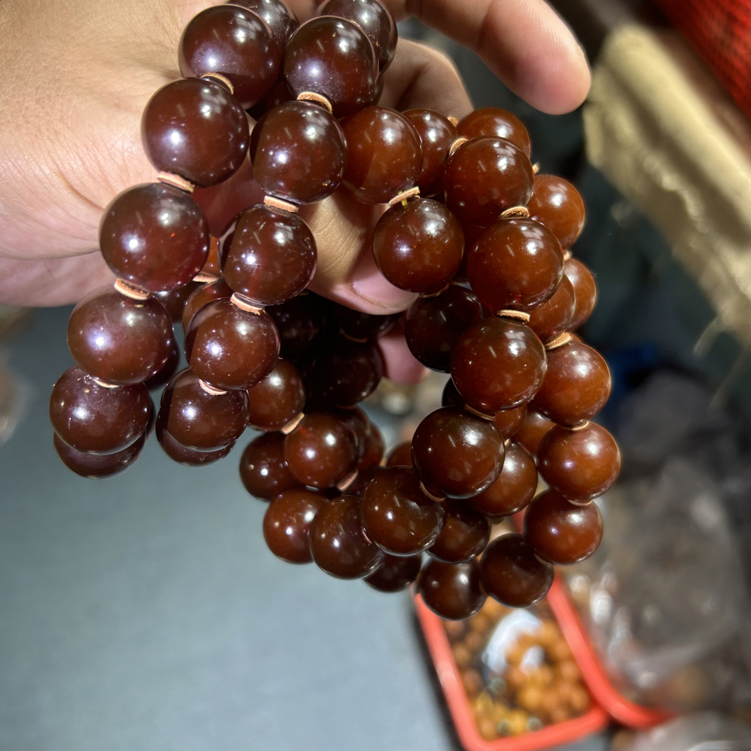 15-16欧回老红手串多样性发其一