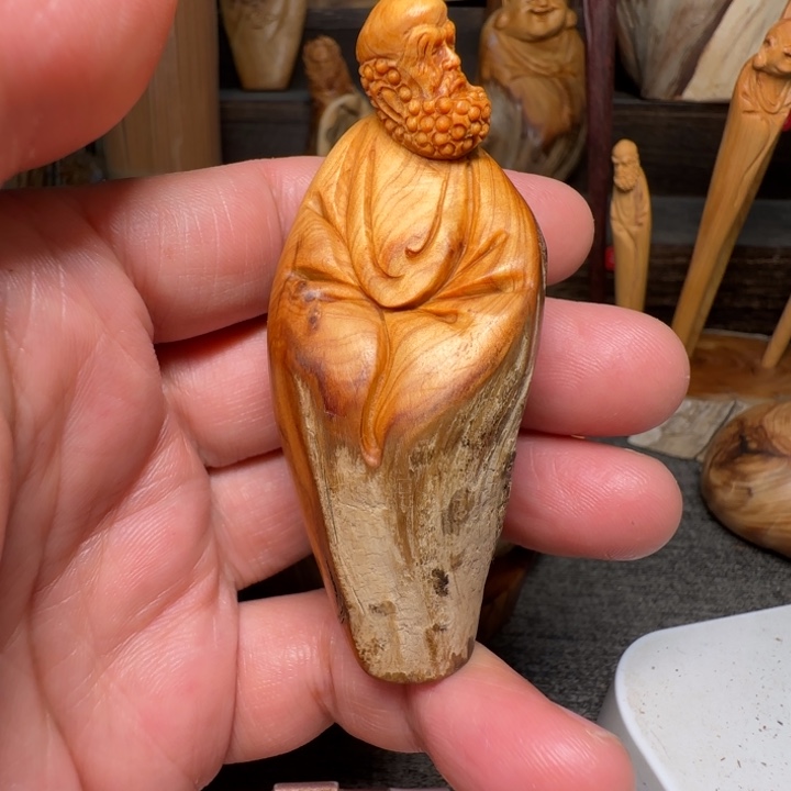 狡***蟆柏木（崖柏）好的我知道了我