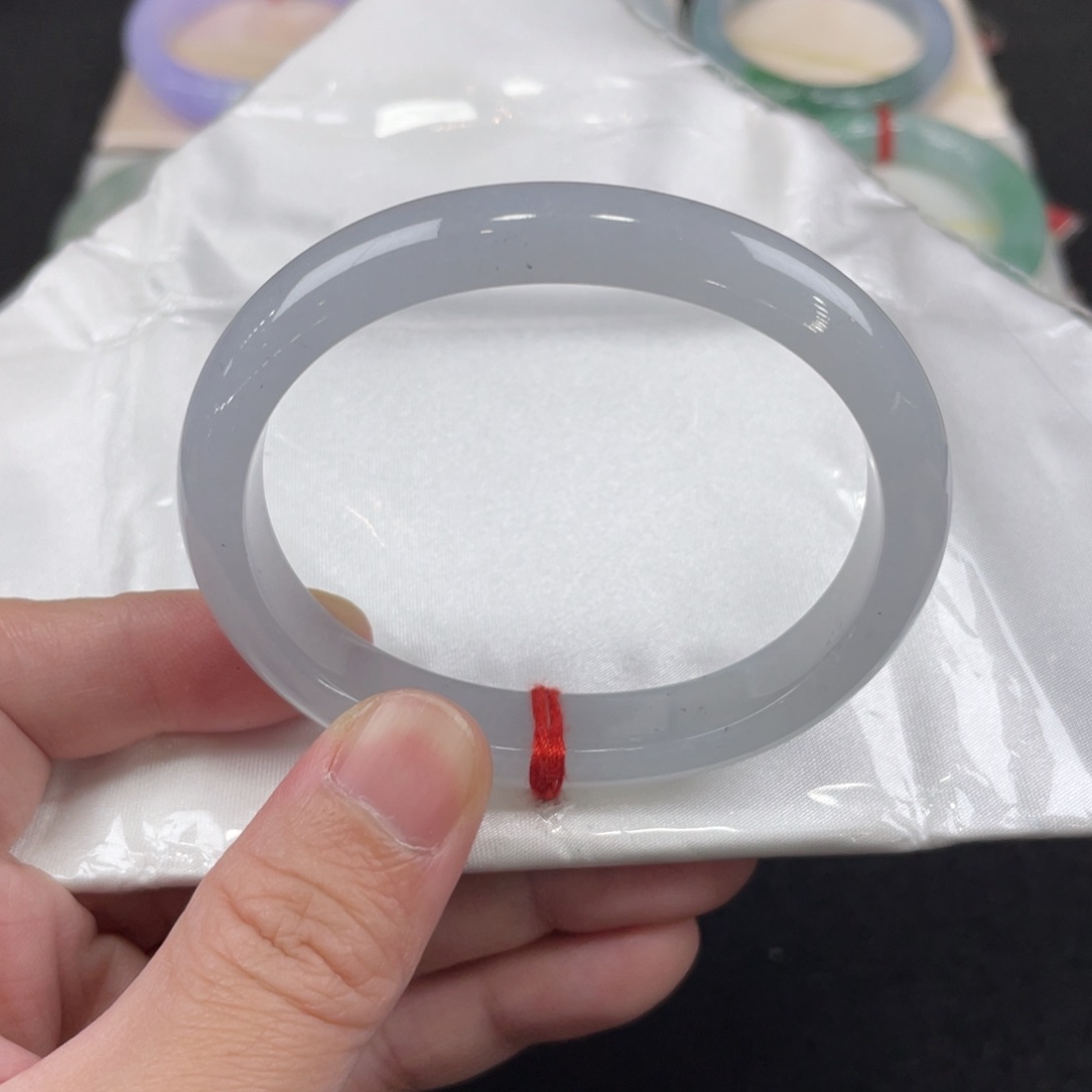 翡翠手镯未镶嵌55贵妃