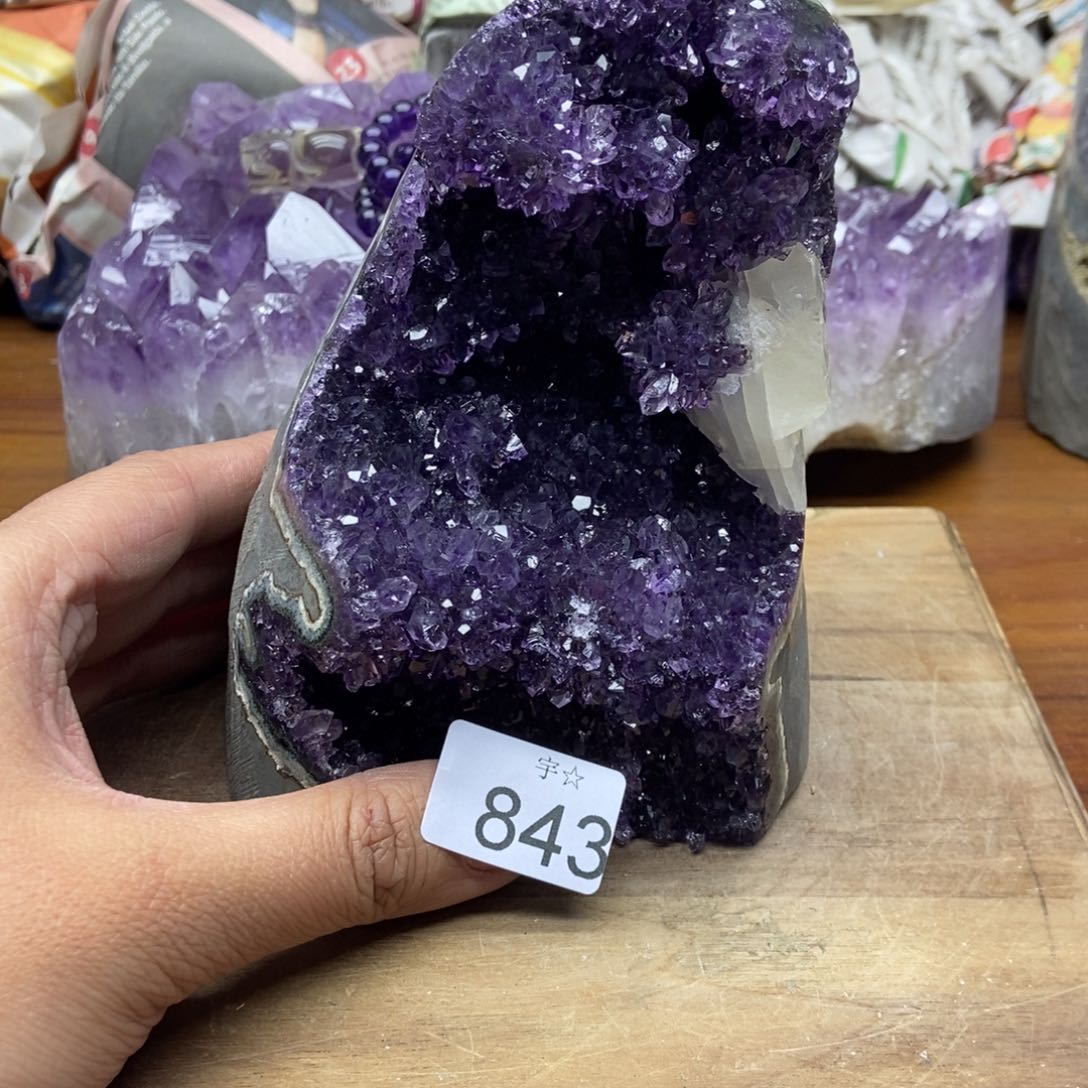 紫晶天然水晶摆件未镶嵌
