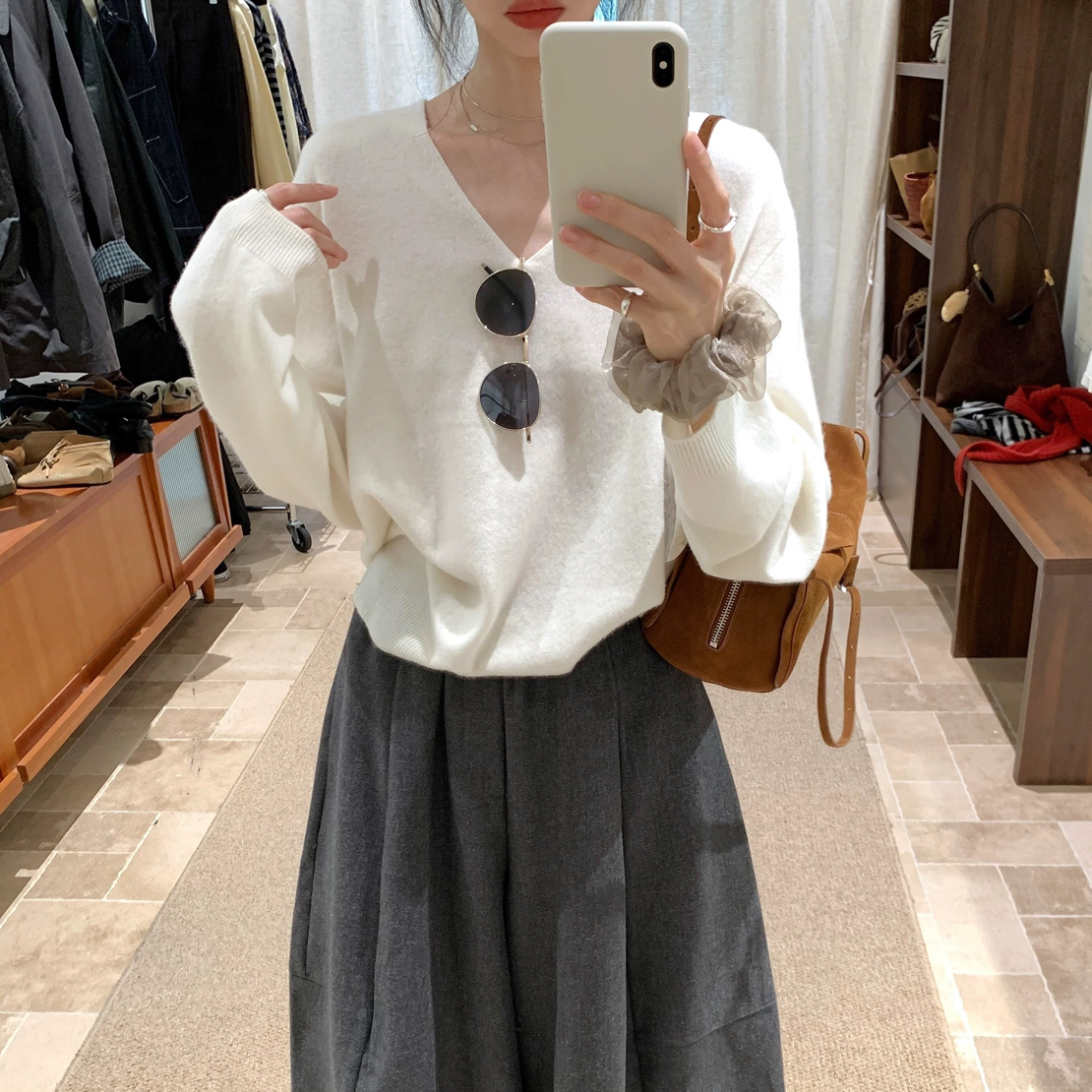 纯色V领女秋冬季针织羊毛衫慵懒风毛衣