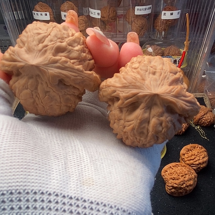 _***洋吊坠文玩核桃龙鼎