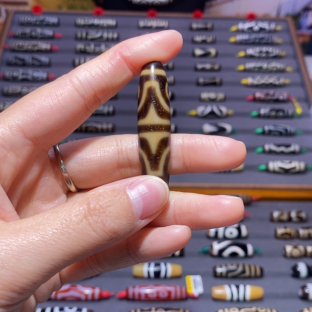 我***说玛瑙/玉髓未镶嵌颈饰