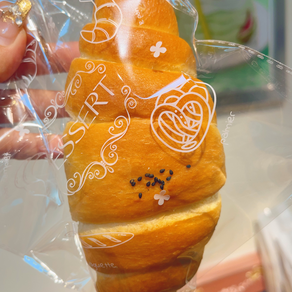 青柠海盐卷夹心包