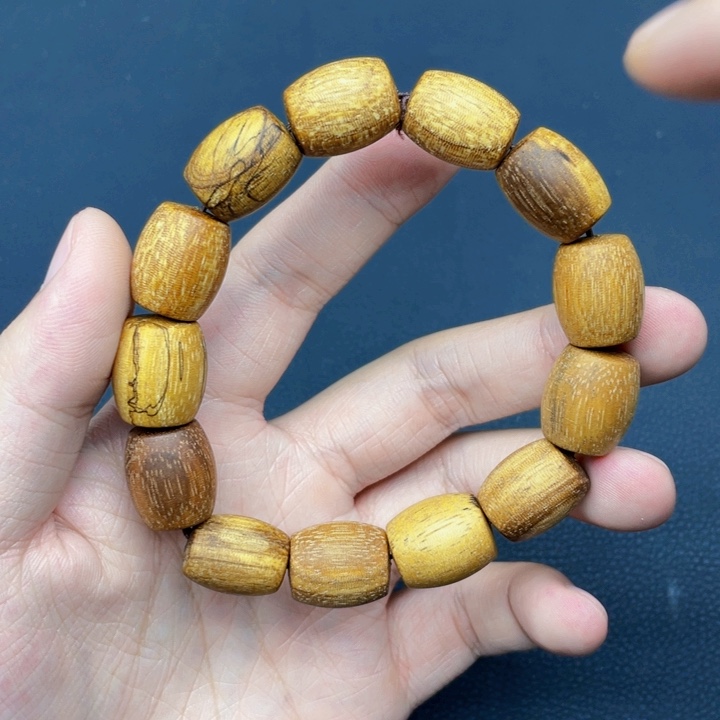 沉香沉香碎屑马尼涝黄奇