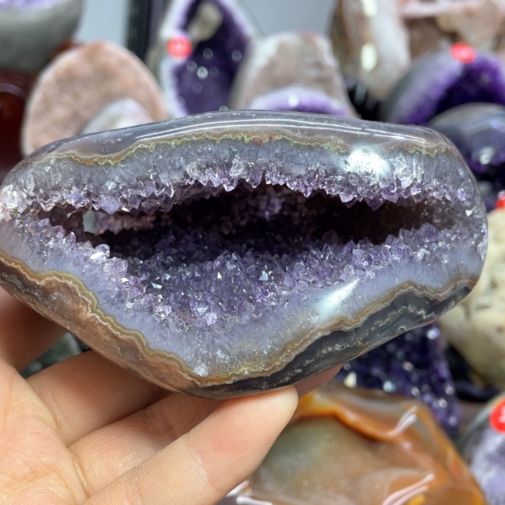 水晶摆件未镶嵌捡漏