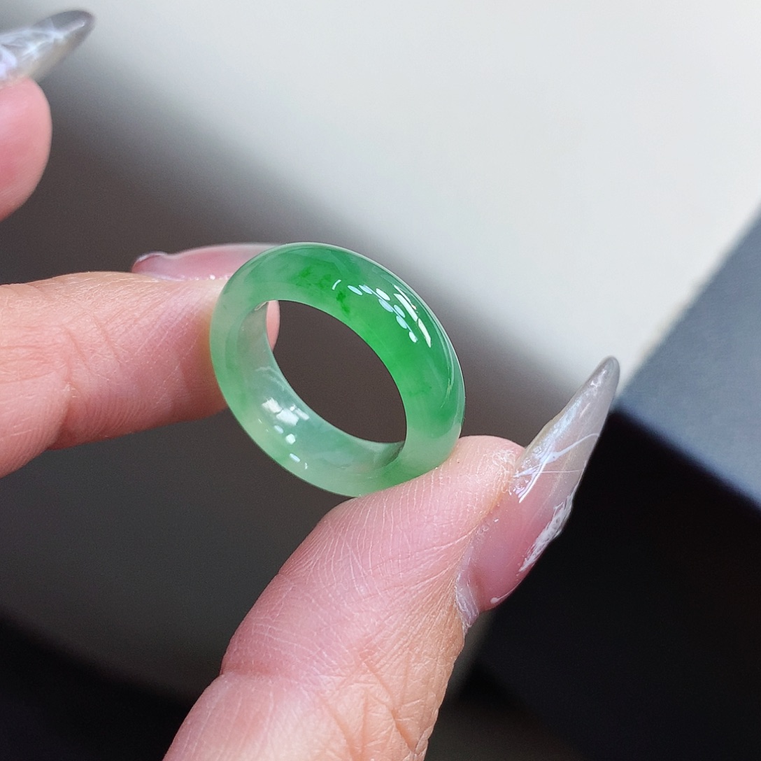 翡翠戒指未镶嵌11号